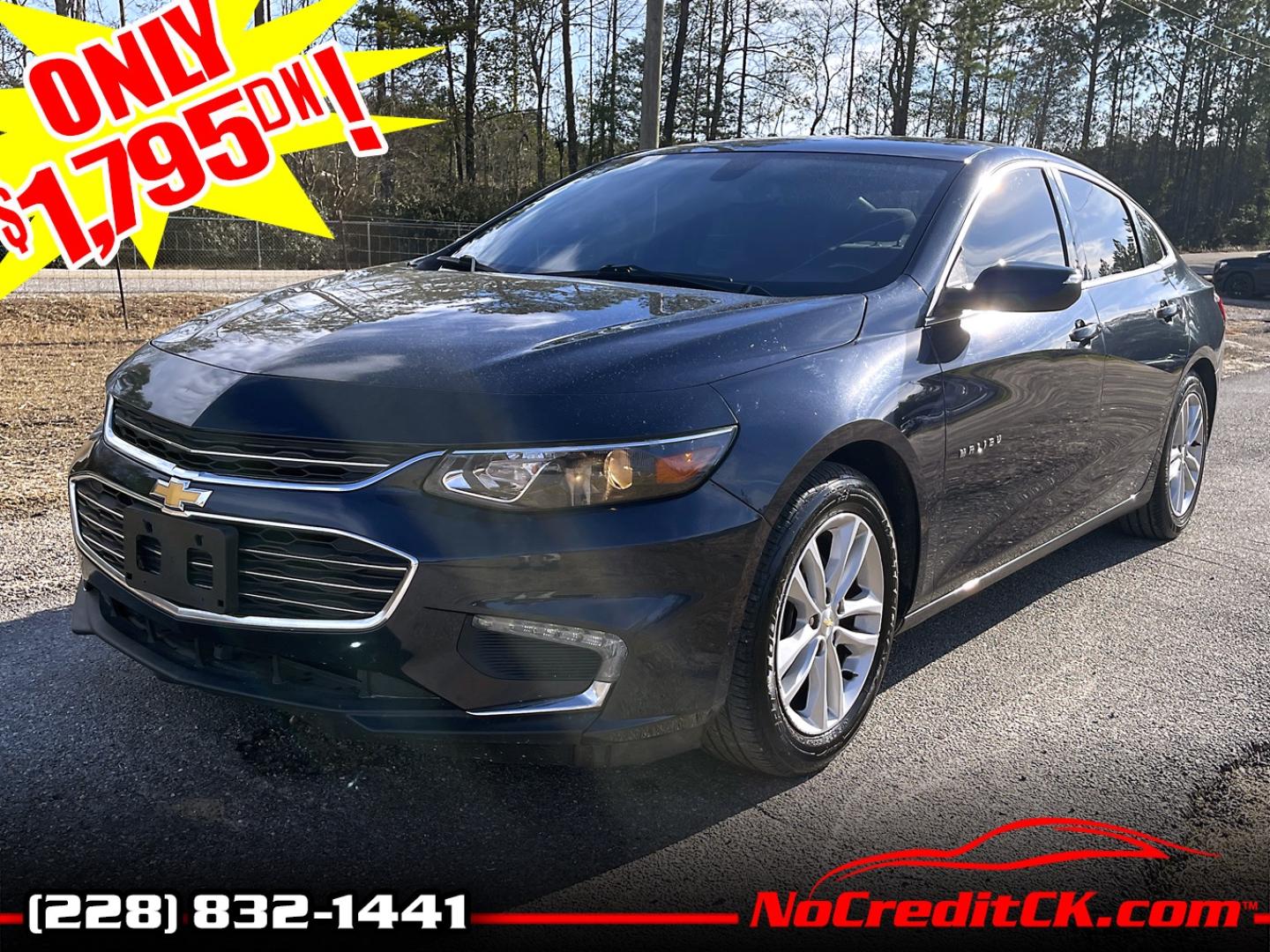 2018 Blue Chevrolet Malibu LT (1G1ZD5ST0JF) with an 1.5L L4 DOHC 16V engine, 6 Automatic transmission, located at 18001 Kellogg Rd, Saucier, MS, 39574, (228) 832-1441, 139.421463, -76.641457 - Photo#0